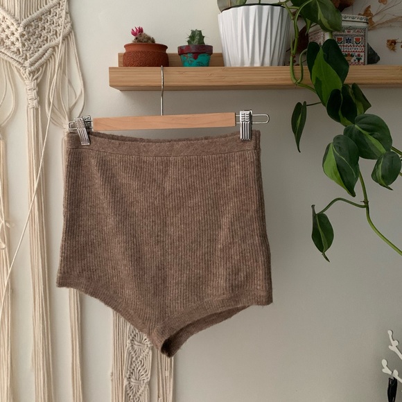 Zara wool blend shorts - Picture 3 of 6
